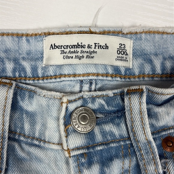 Abercrombie & Fitch The Ankle Straight Ultra High Rise Jeans Light Distressed 23 - Picture 8 of 9